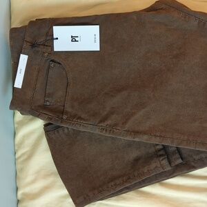 PT Torino Men's cotton velvet jeans. 32 x 33 inseam. Brown background